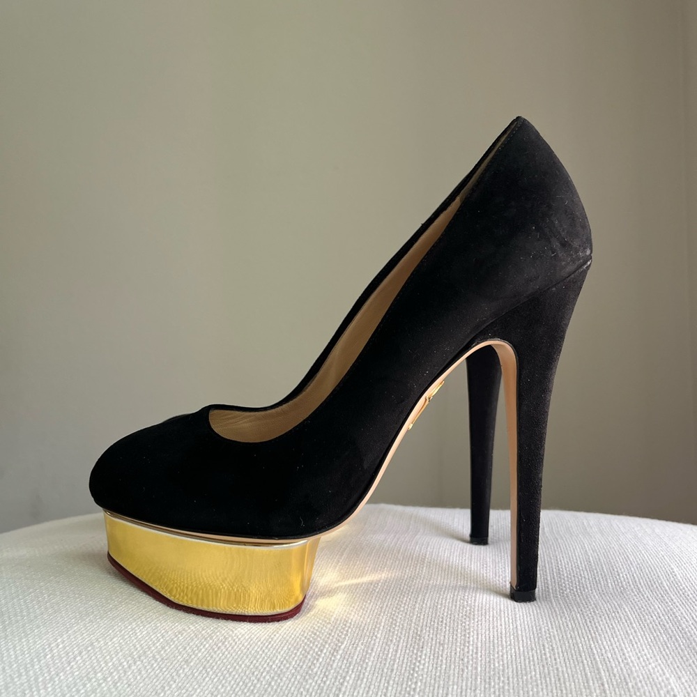 Charlotte Olympia 🖤 37 Black and Gold Dolly Platform Heels